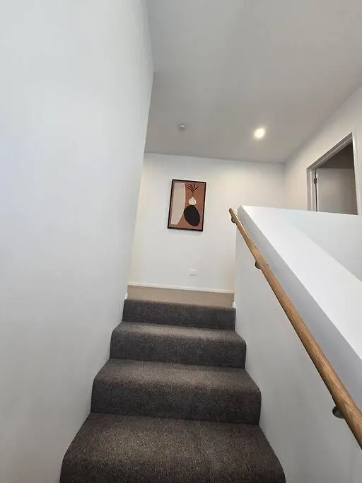 Modern Apartment In Central City Christchurch