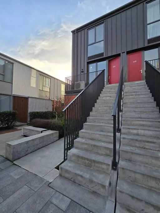 Modern Apartment In Central City Christchurch