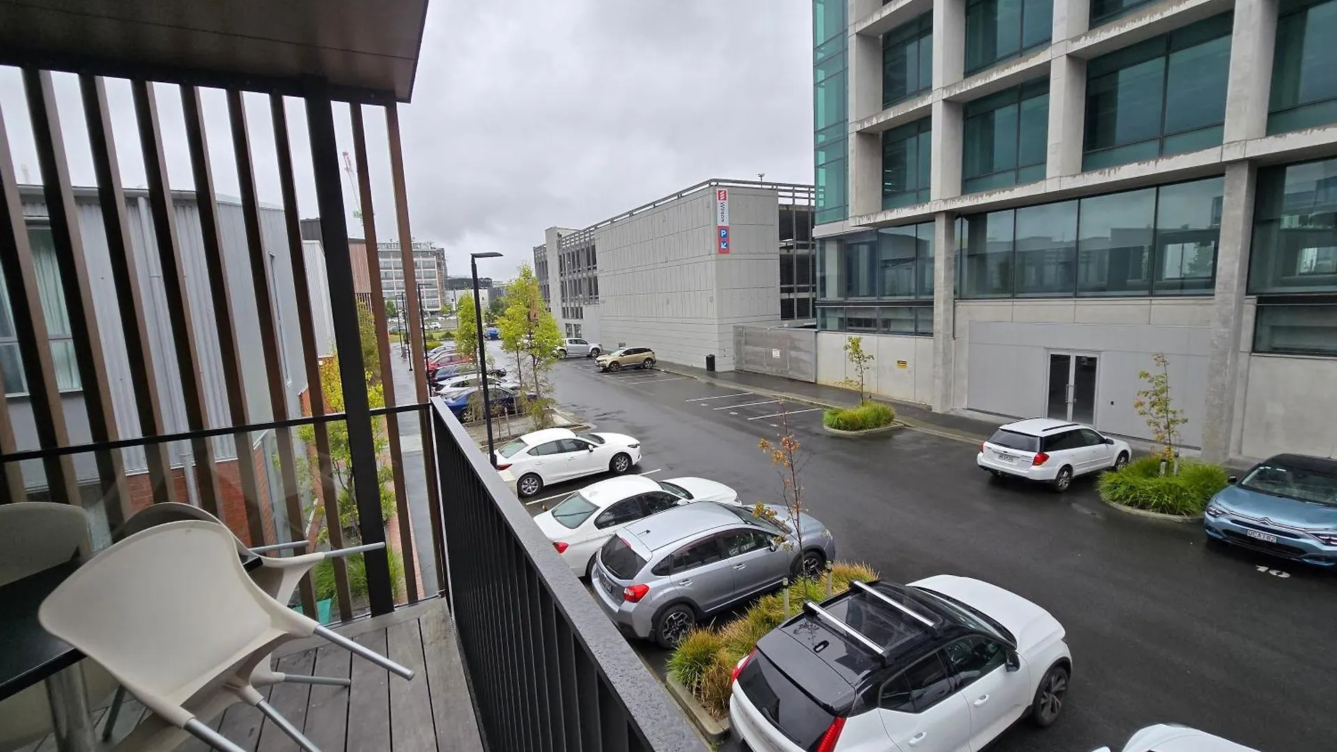 Modern Apartment In Central City Christchurch New Zealand