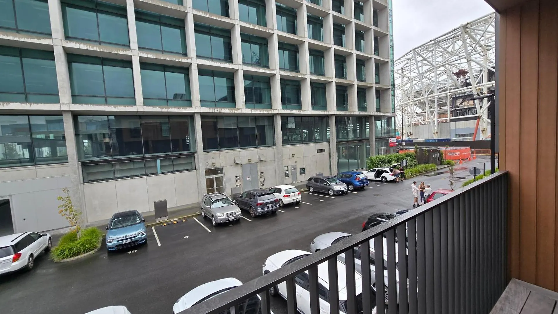 Modern Apartment In Central City Christchurch