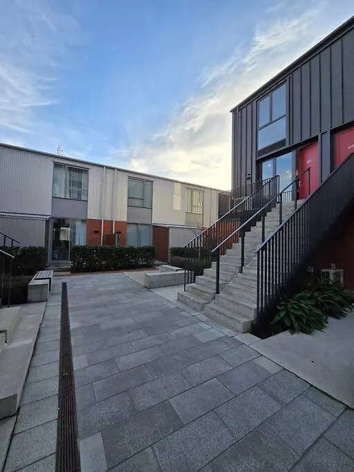 Modern Apartment In Central City Christchurch New Zealand