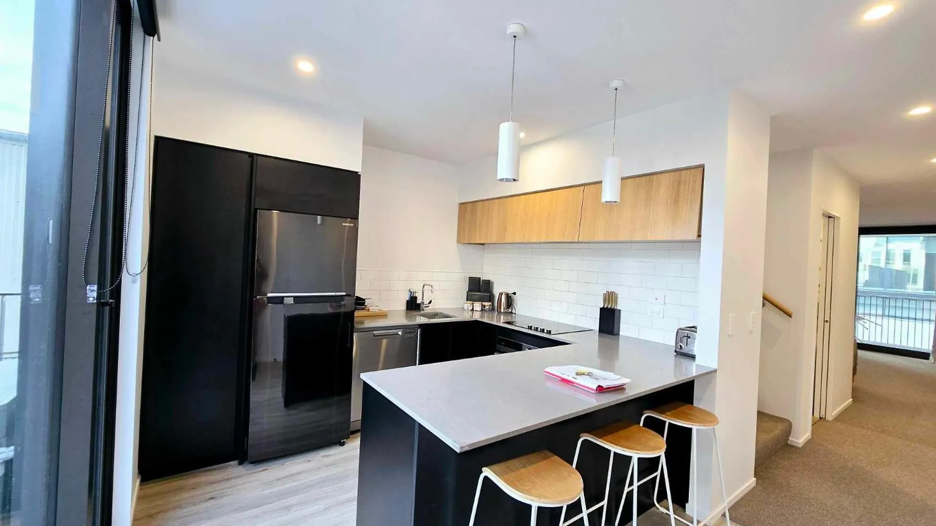 Modern Apartment In Central City Christchurch